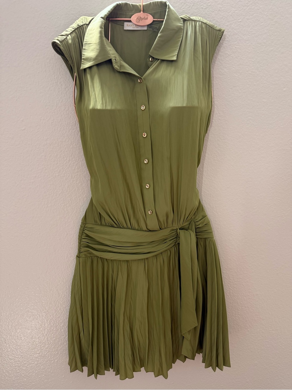 Sleeveless Olive Green Button-Front Dress with Waist Tie